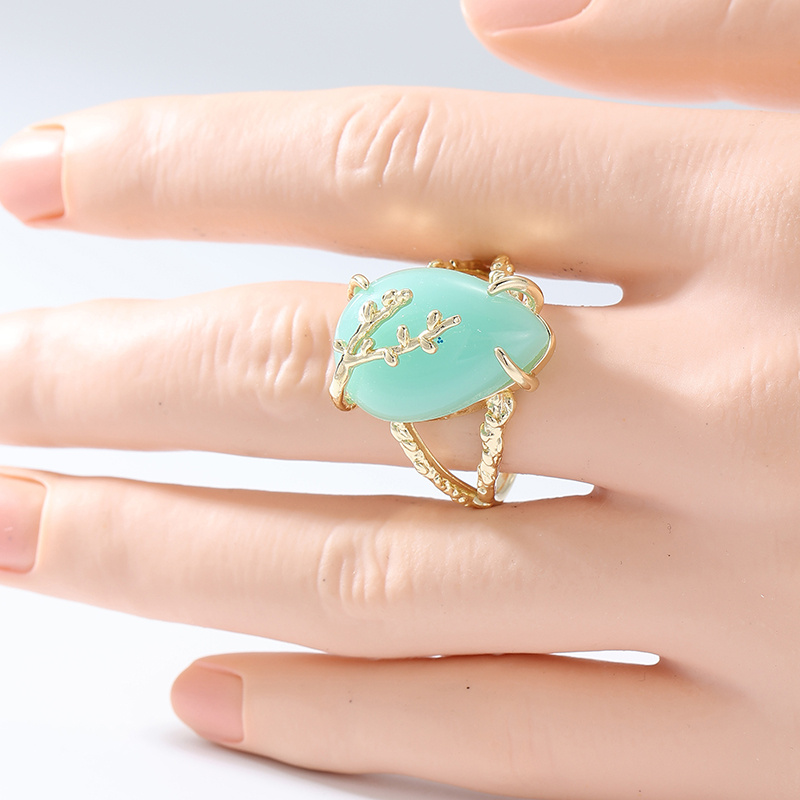 Women's Elegant Fairy Engagement Ring with Irregular Light Green Gemstone